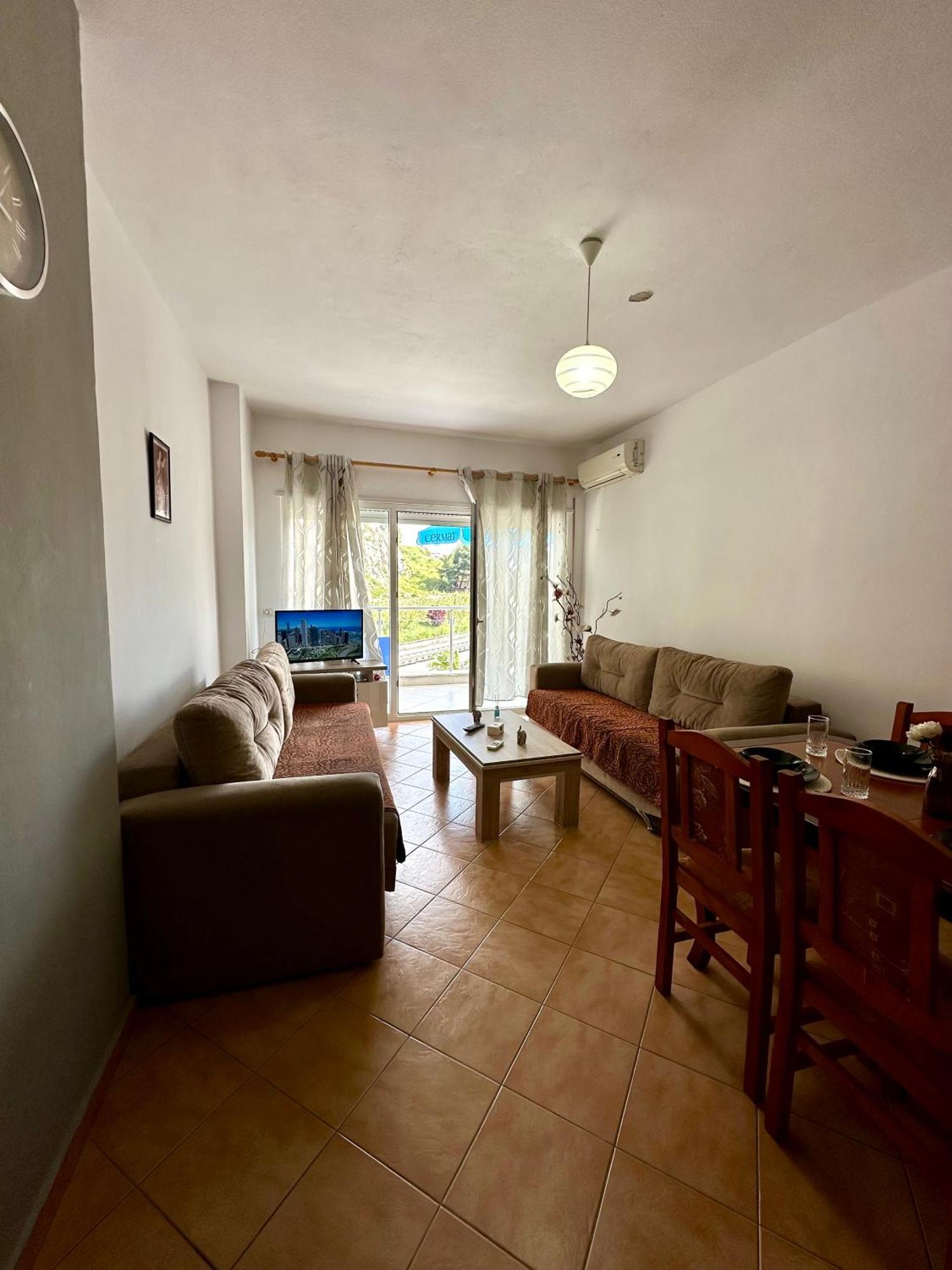 Apartment Ermest ,Kavaje Rock Durrës Esterno foto